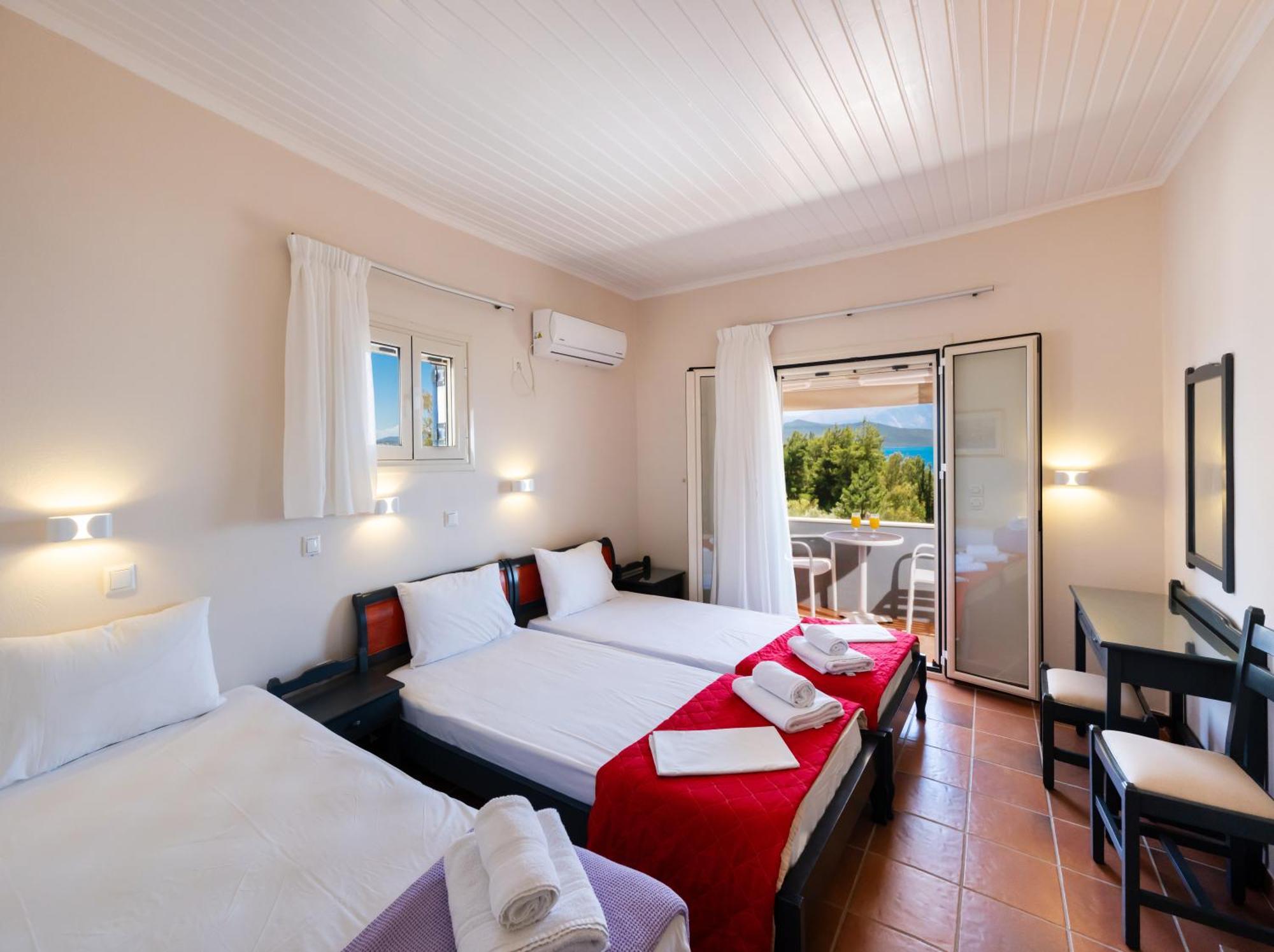 Ionio Hotel Nikiana Eksteriør billede