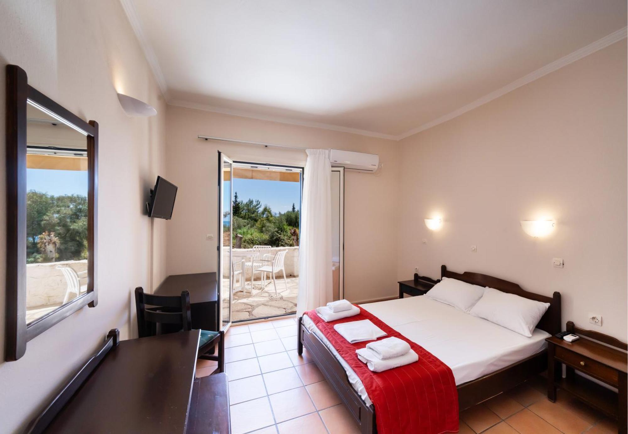 Ionio Hotel Nikiana Eksteriør billede