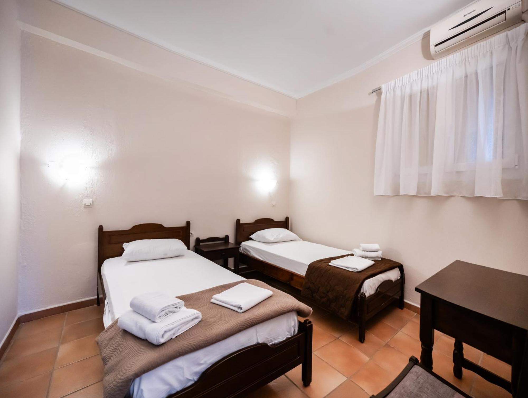 Ionio Hotel Nikiana Eksteriør billede